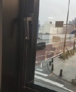 東京日本橋 シグマビル窓断熱改修　縦すべり窓（未施工）